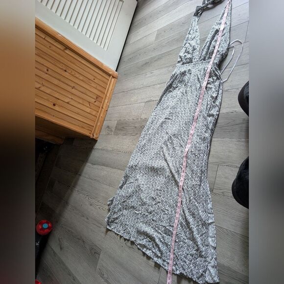 Lulus Casablanca Queen Black and White Print Maxi Halter Dress Size Medium - Picture 10 of 10